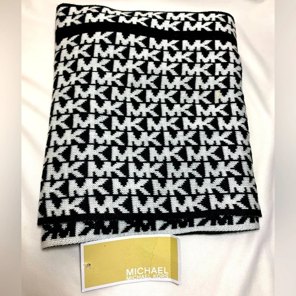 NWT MK Logo Scarf